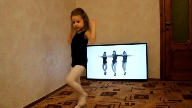 Beyoncé - Single Ladies Little Model Marichka (4 Years Old)