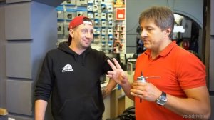 Планетарная втулка - удобнее, надежнее, дороже.