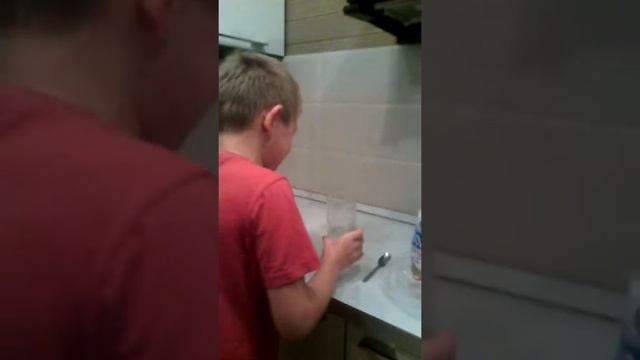 Выпил стакан воды с солью смотреть онлайн