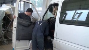Дверь водительская Мерседес Спринтер 1996 2006г