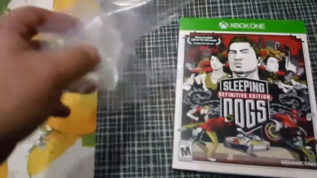 Sleeping dogs Definitive Edition Xbox One One Hand Unboxing смотреть онлайн