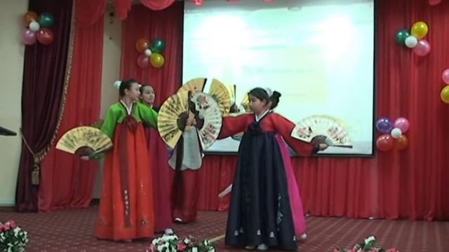 Корей биі (한국 무용) смотреть онлайн