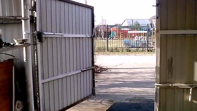 Бюджетная автоматика для распашных ворот смотреть онлайн