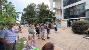 Лев и папа в Сочи играют песни группы Кино. (В. Цой) (июль 2023) (№13)