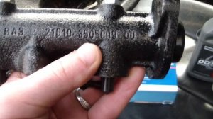 Замена Главного Тормозного Цилиндра ВАЗ Как прокачать тормоза?