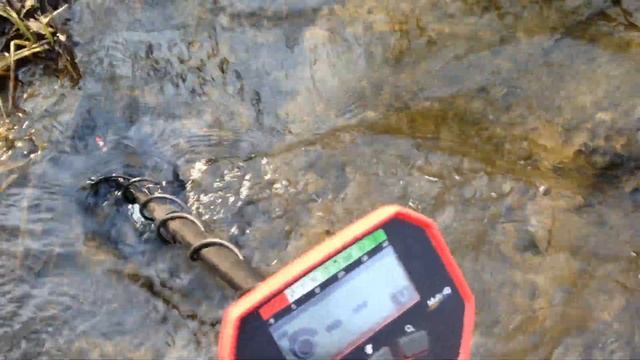 Minelab Vanquish 340, поиск в воде.