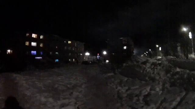 Новогодние салюты Сокол. Магадан. 1 января 2023 г. New Year's fireworks 2023 Sokol. Magadan. смотреть онлайн
