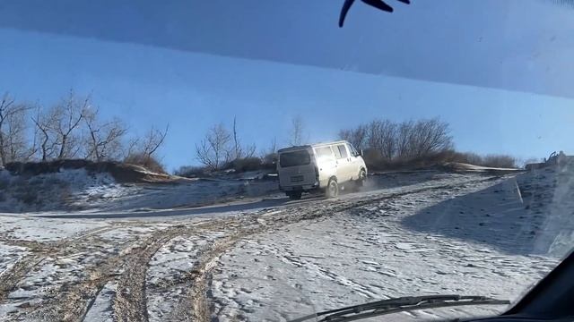 Соболь 4х4 V8, Соболь ЗМЗ 405 и Нива в поисках приключений! смотреть онлайн
