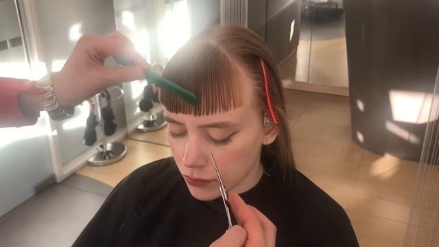 Как стричь ровную чёлку, могу научить, обучение парикмахеров. смотреть онлайн