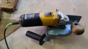 превращаем болгарку в циркулярку.