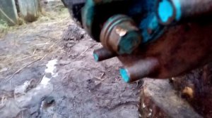 откручиваем ржавый болт со слизанными гранями. как открутить ступицу заднего колеса мтз 80 82