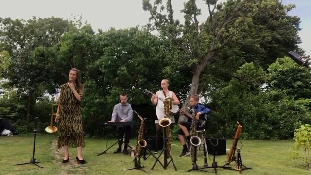 Live jazz! Gerd Carling, Max, Linnea & Herman Carling, Oscar Murgård. смотреть онлайн