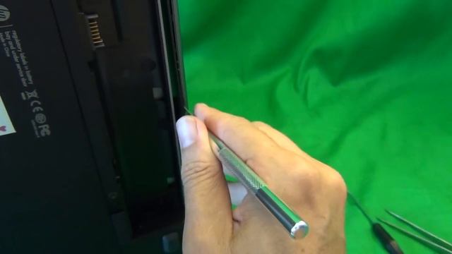 HP Probook 4540S Notebook Screen Replacement Procedure смотреть онлайн