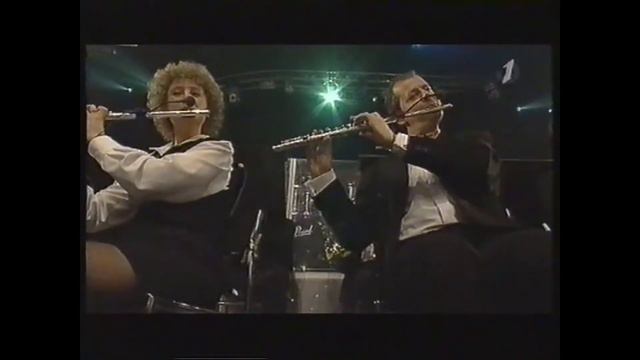 The Typewriter Leroy Anderson смотреть онлайн