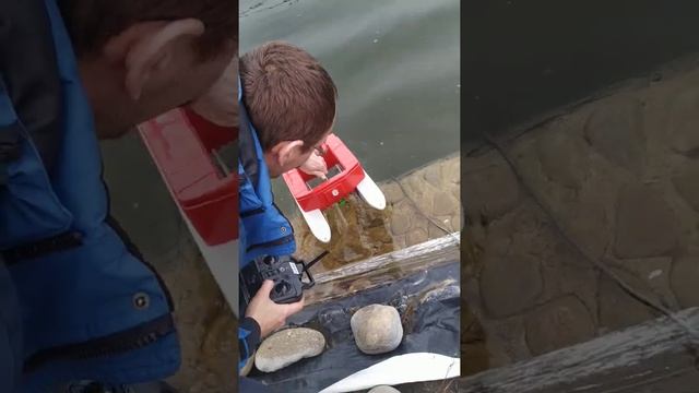 Прикормочный кораблик с AliExpress смотреть онлайн