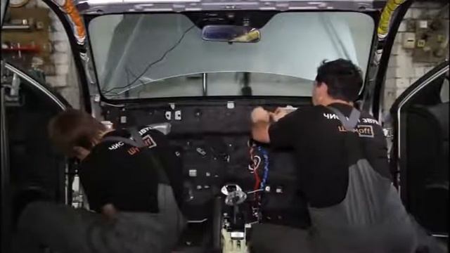 Процесс шумоизоляции Hyundai i30 смотреть онлайн