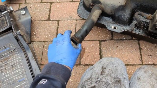 Kia Rio II - how to: remove fuel tank (2007 1.5 diesel) смотреть онлайн