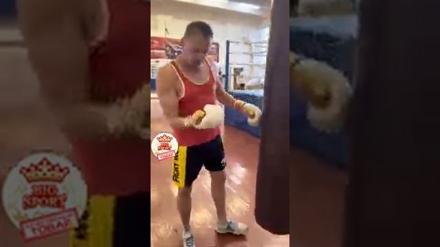 Отличного качества Боксёрские перчатки Единоборства Самооборона то что нужно спорстсменам смотреть онлайн