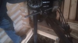 Установка винтовых свай внутри дома