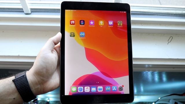iPad Air 2 On iPadOS 14! (Review) смотреть онлайн