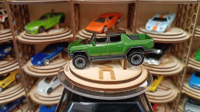 GMC Hummer EV смотреть онлайн