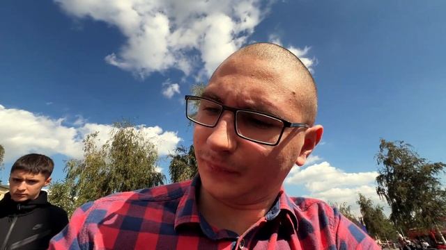 ПРАНК НА КРАСНОЙ ПЛОЩАДИ | РАЗБОРКИ С ПОЛИЦИЕЙ | АРМРЕСТЛИНГ смотреть онлайн