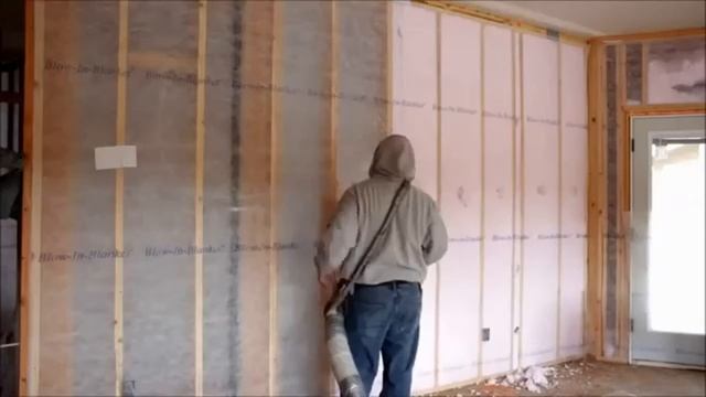 УТЕПЛЕНИЕ ПЕНОИЗОЛЬНОЙ КРОШКОЙ.