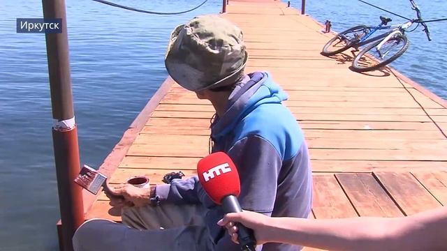 Чёрные масляные пятна обнаружили жители Иркутского района в заливе Топка смотреть онлайн