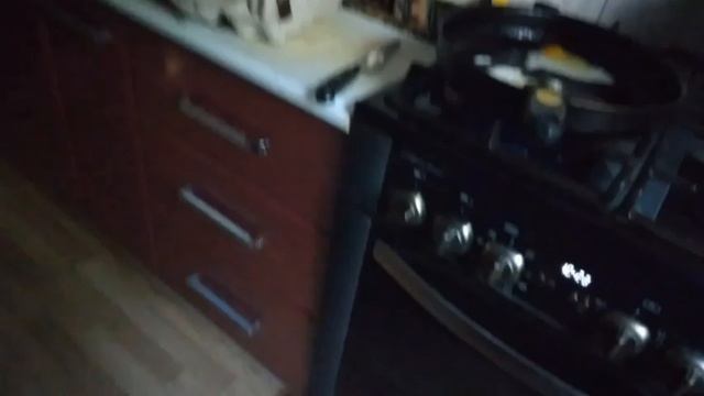 короче говоря решила приготовить яичницу смотреть онлайн