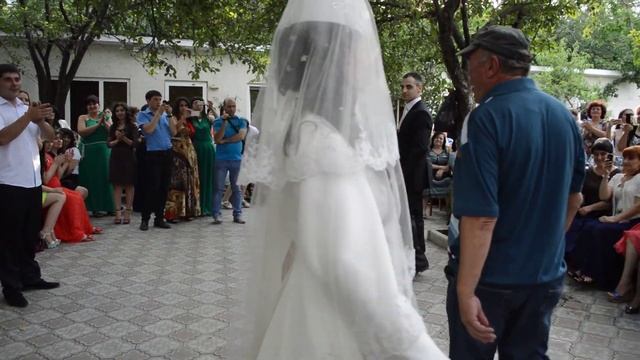 Осетинская свадьба.Танец жениха и невесты. смотреть онлайн
