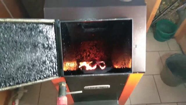 Котел отопления НМК Магнум, горение. смотреть онлайн
