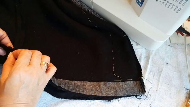 Как пришить подклад к пальто.Как подшить низ пальто.Часть 4