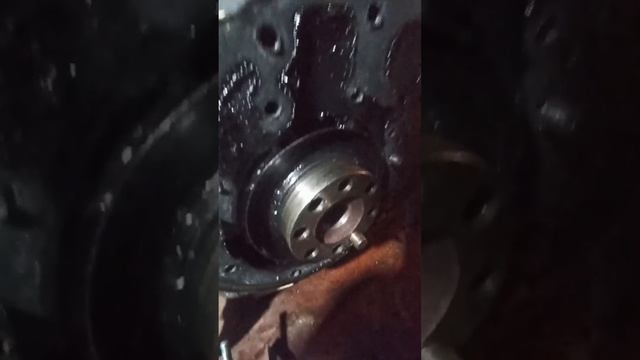 как устранить сильный скрежет при включении передач трактор мтз 82