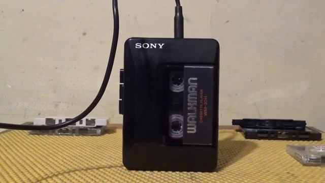 Reproductor Sony Walkman Cassette WM-2011 (01) смотреть онлайн