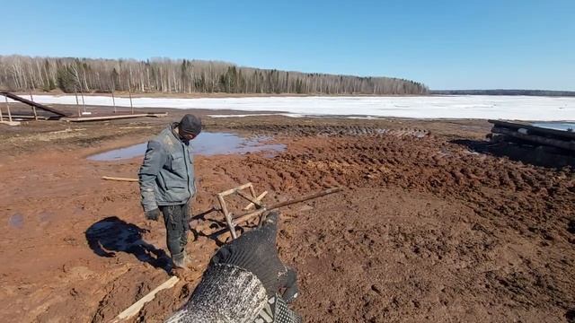 Увеличение вертикальной устойчивости винтовых свай. Как закрутить винтовые сваи одному ? смотреть онлайн