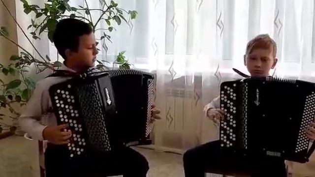 Дуэт Мухаметшин Тимур - Мирошниченко Всеслав, Р.н.п." На горе - то калина" смотреть онлайн