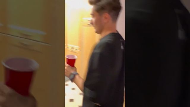 Настольная игра «Шут или Шот» смотреть онлайн