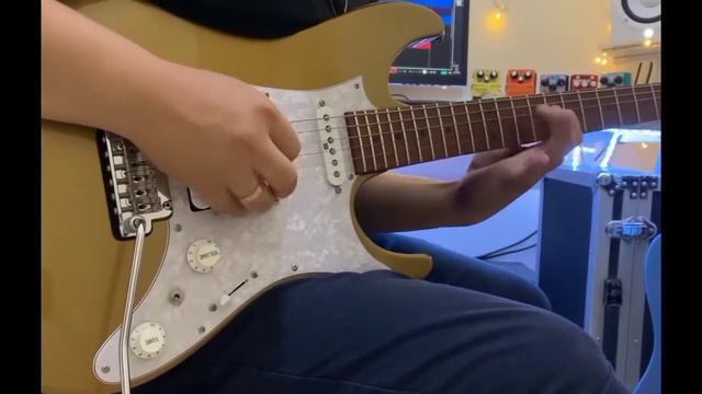 Ibanez AZ2204 Limited Edition Gold (Test Sound)