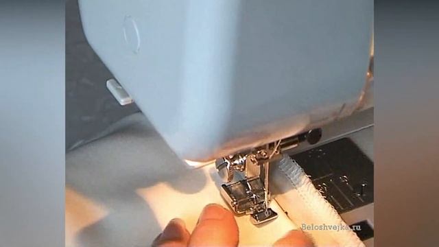 Средний шов юбки и потайная молния. Окончательное застрачивание оставшейся дырки. МК Как сшить юбку смотреть онлайн