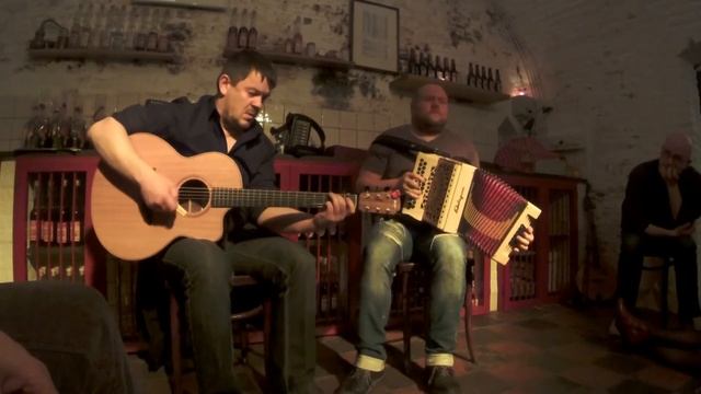 Deja Vue by David Munnelly & Shane McGowan смотреть онлайн