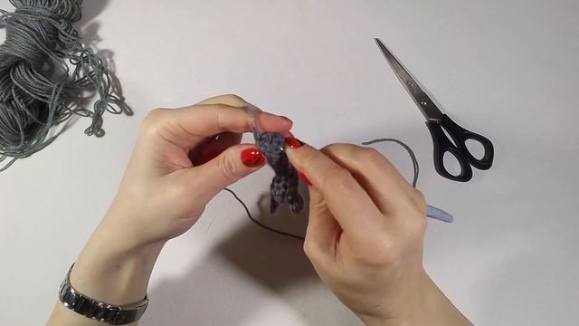 Мастер-класс по вязанию мышки крючком за 50 минут. смотреть онлайн