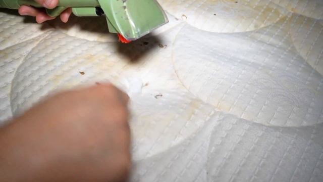How Do I Remove Blood Stain Out of Mattress After 7 Years | Cleaning DIY смотреть онлайн