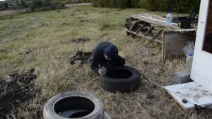 ДАЧНЫЙ ТУАЛЕТ И ВЫГРЕБНАЯ ЯМА ИЗ ПОКРЫШЕК
