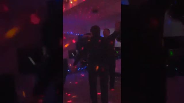 18, мне снова 18 ..зажигаем.. смотреть онлайн