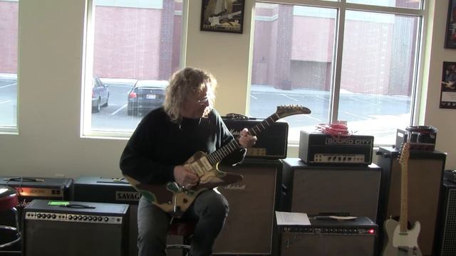 Gibson Explorer III Camo Tim Anderson смотреть онлайн