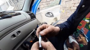 Лада Калина Как приклеить зеркало заднего вида навечно / Lada Kalina How to glue a rearview mirror