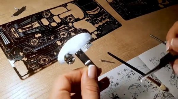 Металлический пазл автомобиль Мерседес сборка (3в metal puzzle Mercedes car)