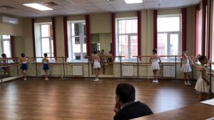 Балет. Открытый урок по классическому танцу 2 класс 15.02.2020г. Часть 2