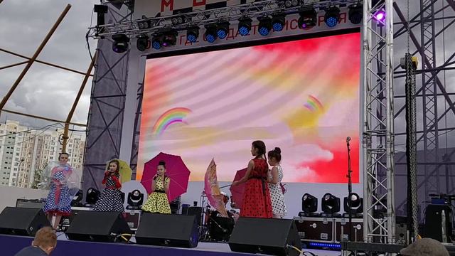 Вокальная студия "Орхидея" - "Зонтики" смотреть онлайн