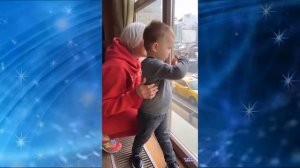Александр Овечкин вернулся в Россию и собрал всю родню в шикарном ресторане